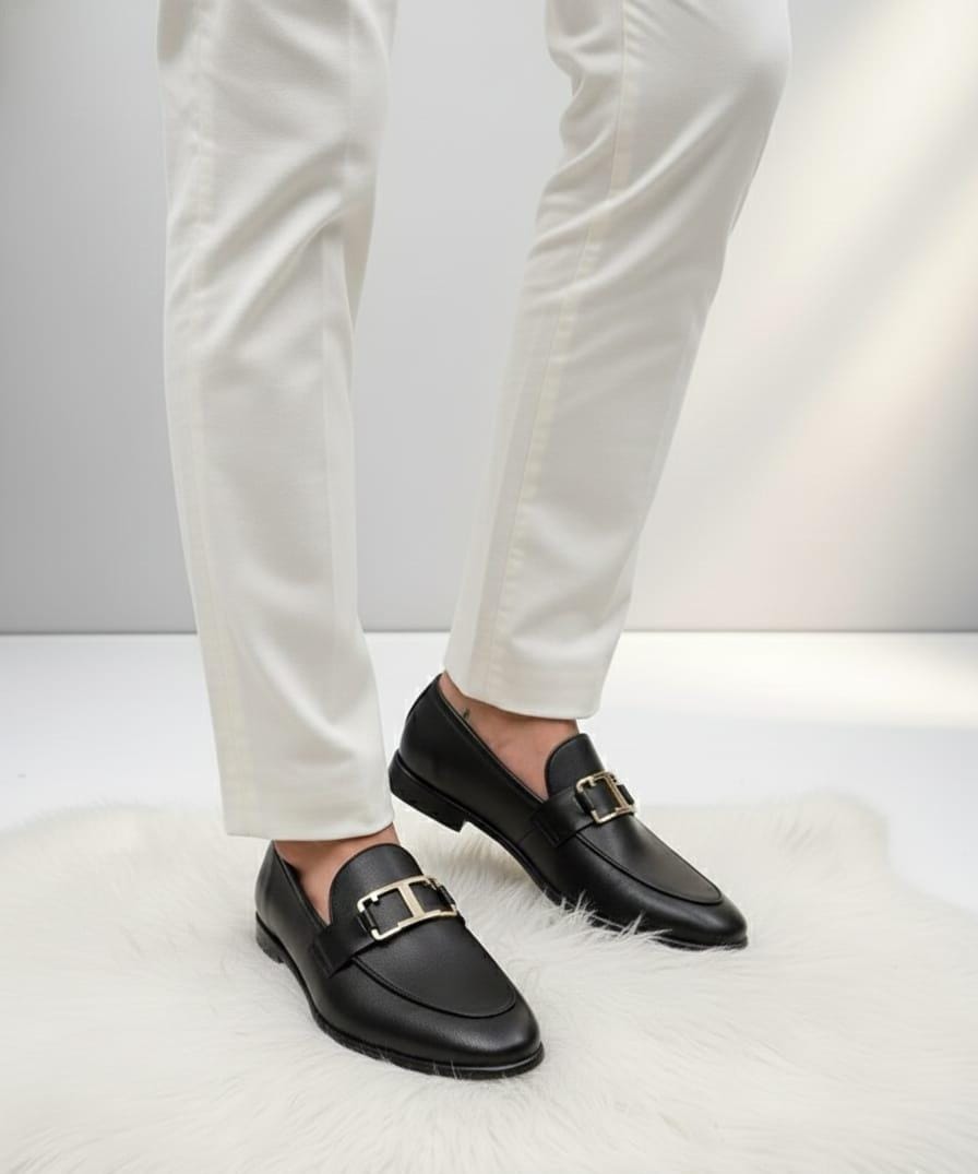 SIGNATURE BUCKLE SHOES-MV07